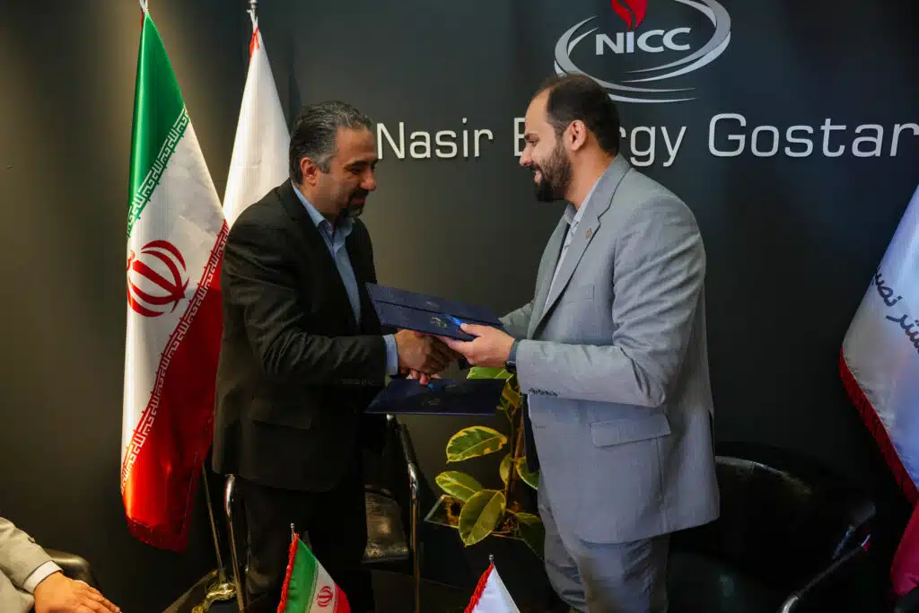 امضای تفاهمنامه شرکت انرژی گستر نصیر با شرکت پتروآزما